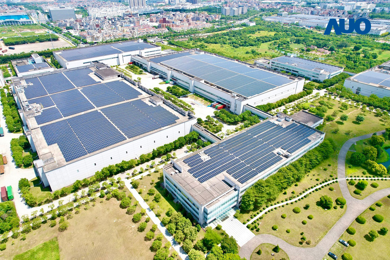 OD体育厦门推动智能制造同时，透过绿电创能纵深推进绿色转型，厂区全屋顶铺设太阳能光伏板，每年太阳能发电 2,600多万度